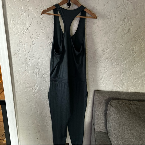 Vuori Lux Jumpsuit - Picture 7 of 10